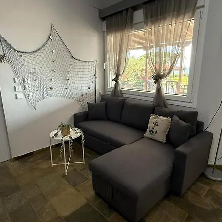 Front Sea House Dikella *